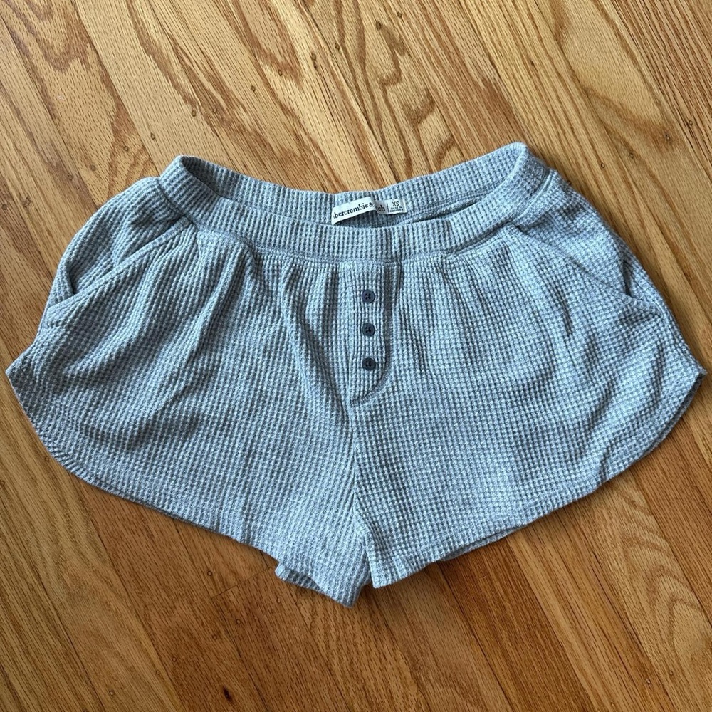 Abercrombie & Fitch Waffle Knit Shorts in XS